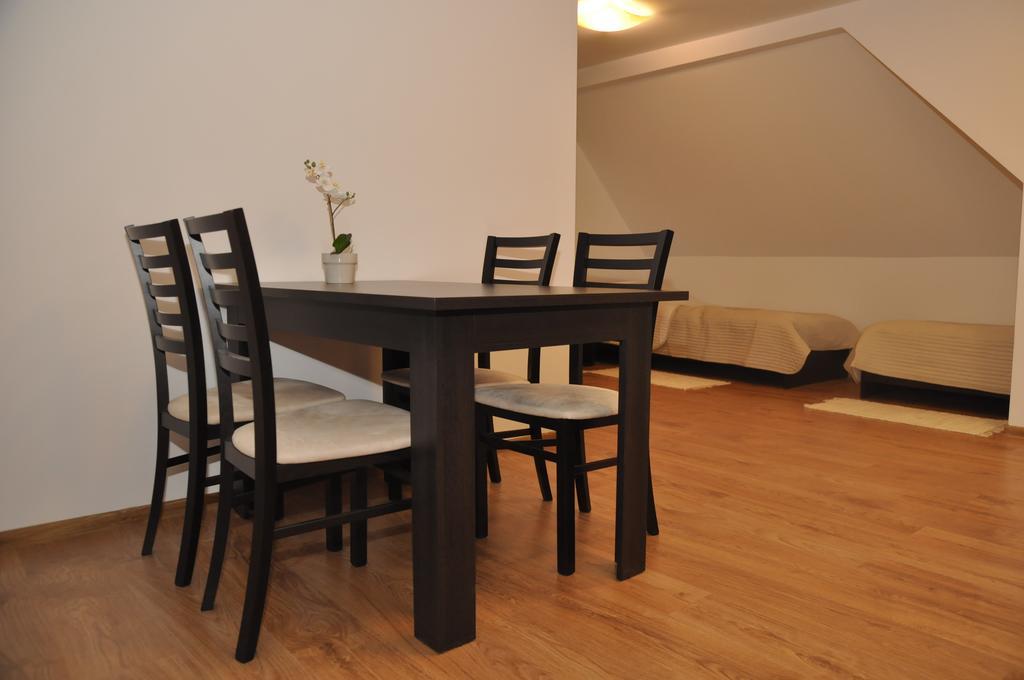 Pokoje Zygmuntowska Nowy Sącz Habitación foto